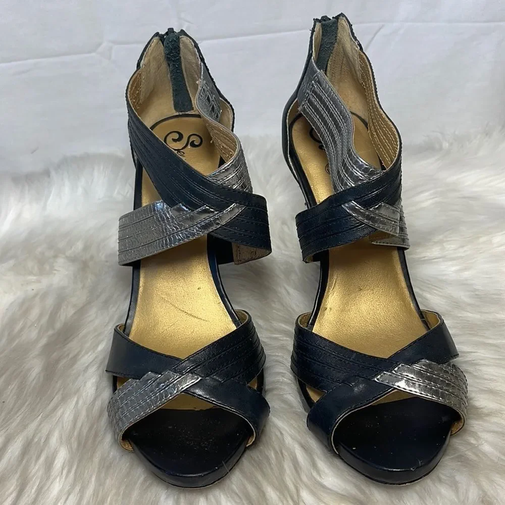 Seychelles Card‎ Shark  Black/Silver Leather Strappy Heels Sz 11